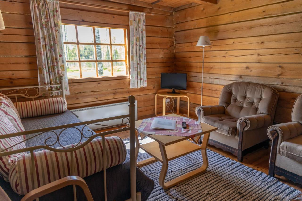 Aurantola Hotel Jaala Bagian luar foto