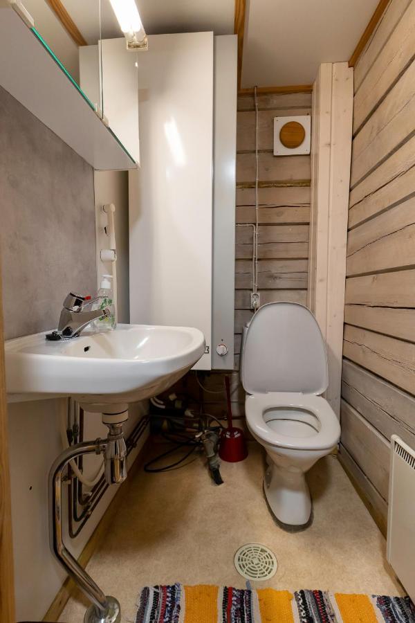 Aurantola Hotel Jaala Bagian luar foto